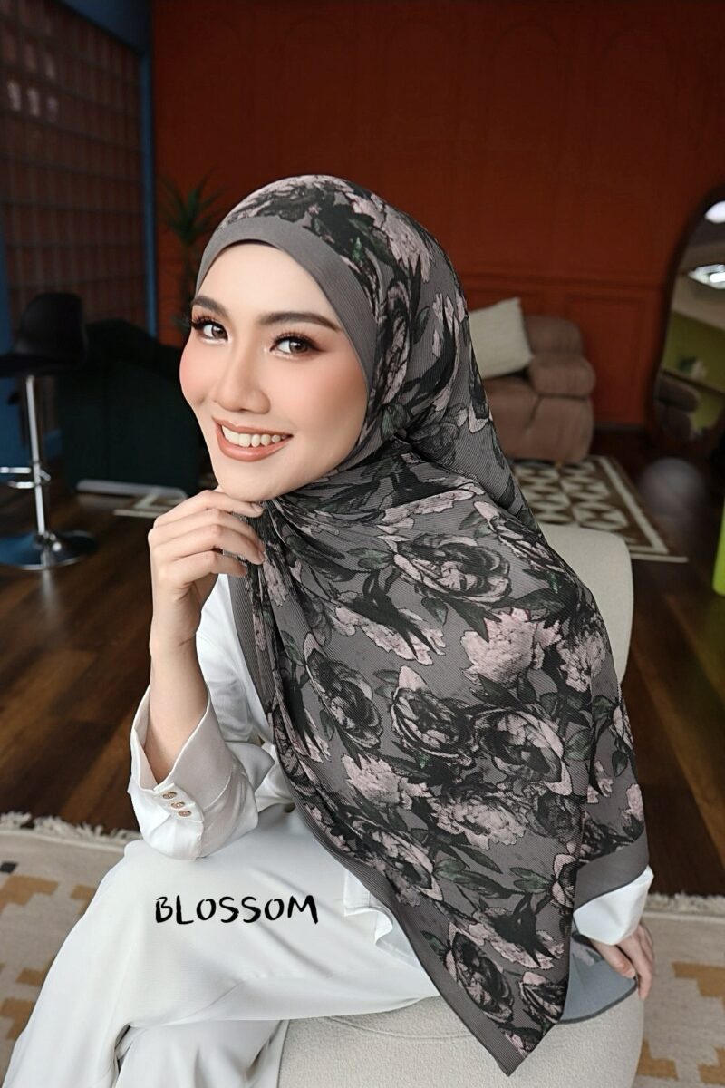 Sara Pleated Printed Shawl - BLOSSOM